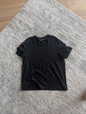Banana Republic Black V-Neck Short Sleeve Tee